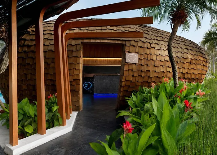 Wyndham Grand Nai Harn Beach Phuket