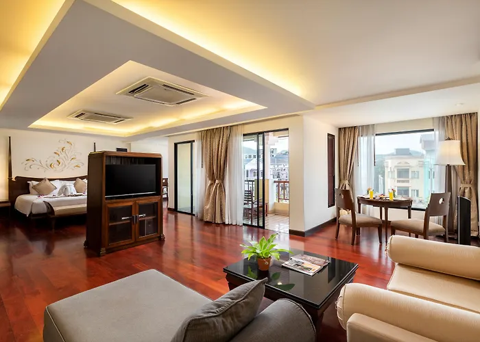 Patong Paragon Resort & Spa Sha Extra Plus